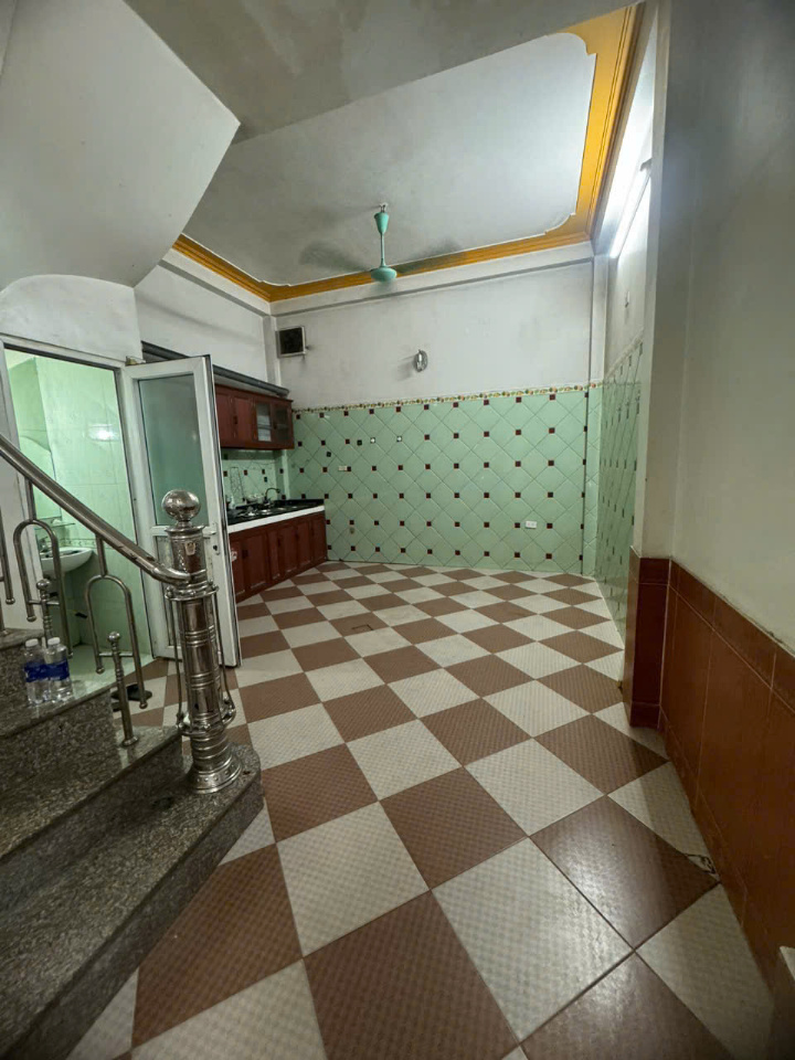 Cho thuê nhà ngõ 292 Kim Giang, 40m2 x 4 tầng, 3 ngủ, 12 Triệu VP, KD onl kết hợp ở gđ - Ảnh 3